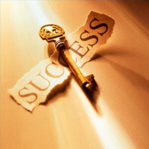 Piece of craft paper with the word ‘Success’ written on it, symbolizing goal achievement and ambition.